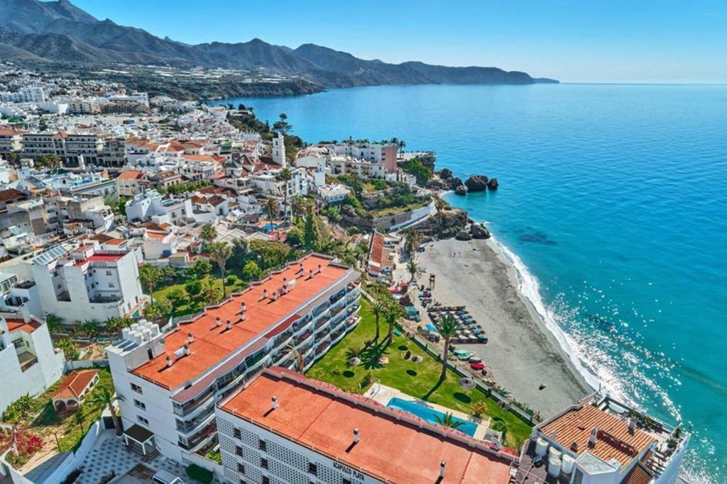 Acapulco Playa -Nerja Exterior photo